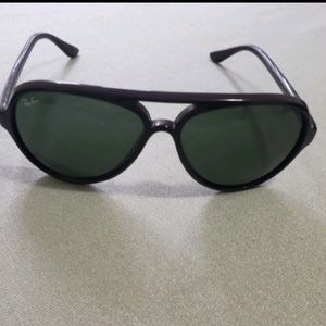 Authentic Like New Ray Ban Sunglasses purple
